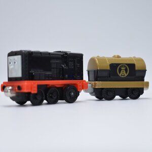 Thomas & Friends Diesel Pull N Zoom Train Tank Engine Tanker Diecast Take Play